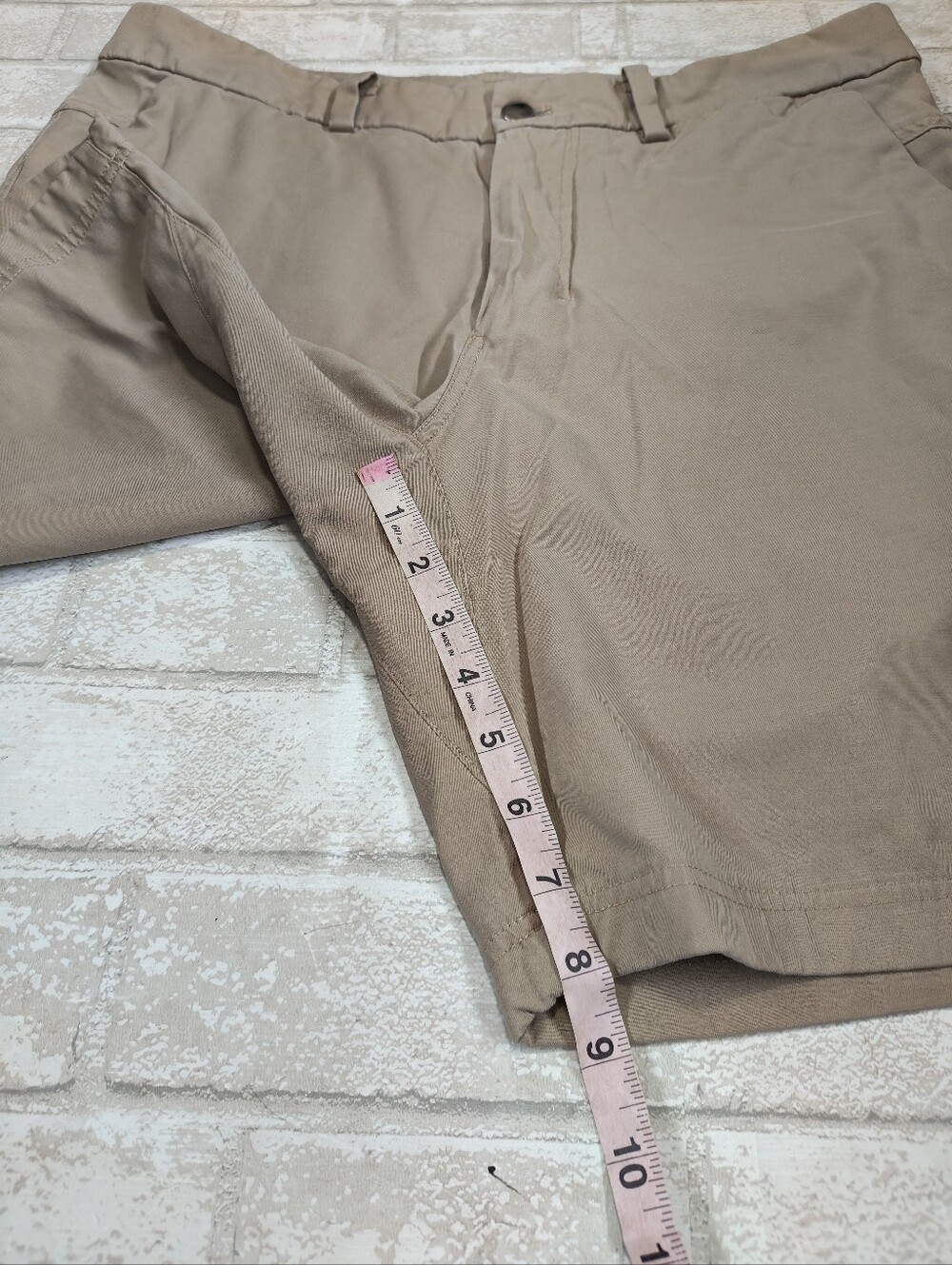 Lululemon Tan Commisson Shorts - Picture 3 of 8